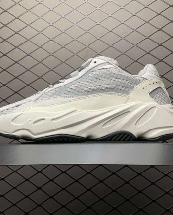 Replica Adidas Yeezy Boost 700 V2  ” Static” #YZ700-06