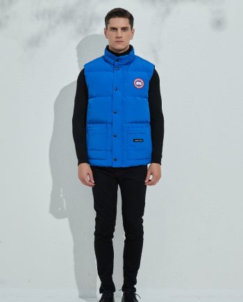 Replica CANADA GOOSE Freestyle down jacket DJ1021170