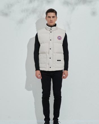 Replica CANADA GOOSE Freestyle down jacket DJ1021166