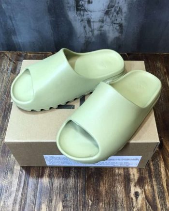 Replica Adidas Yeezy Slipper For Men #ADYZS00066