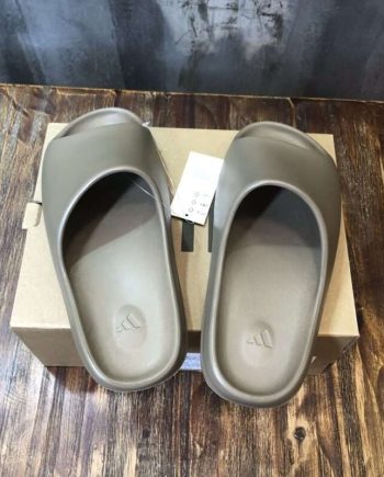 Replica Adidas Yeezy Slipper For Men #ADYZS00065